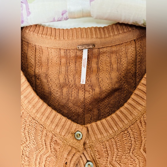 FREE PEOPLE Cinnamon Knit Cardigan Sweater Small NWOT - Picture 5 of 8